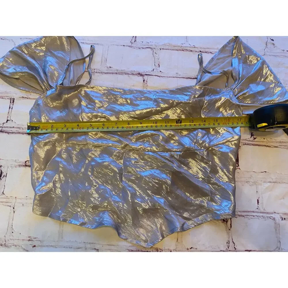 Free People metallic silver pixie girl top ✨🧚‍♀️ Size M